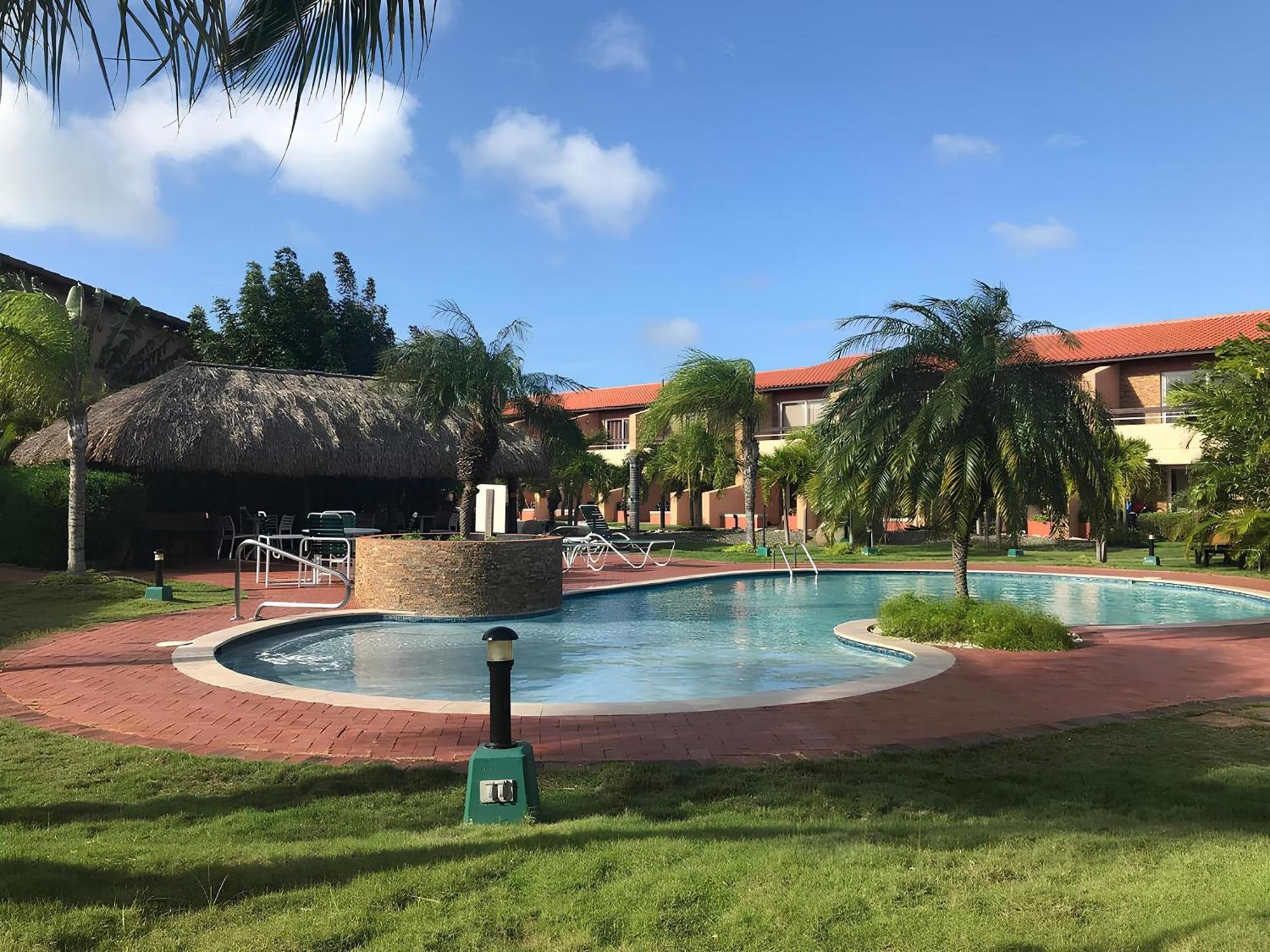 Aruba , Eagle Beach Townhouse Palm Beach Exterior photo