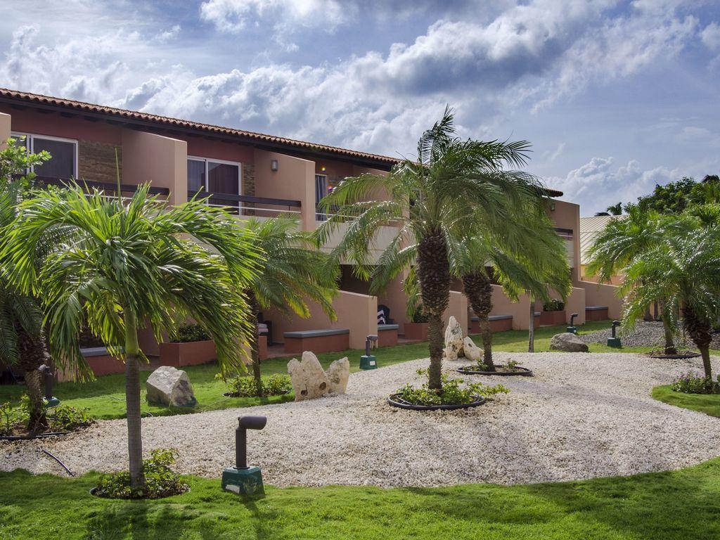 Aruba , Eagle Beach Townhouse Palm Beach Exterior photo